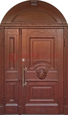 Коричневая арочная железная дверь с виноритом ДА-40 Кириши