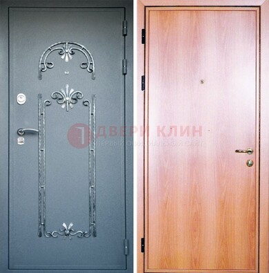 Железная дверь с ковкой ламинат внутри ДК-11 в квартиру Кириши