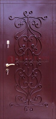 Бордовая металлическая дверь с ковкой ДК-21 в кирпичный дом Кириши