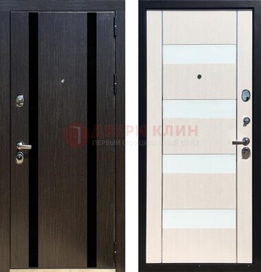 Черная железная дверь с МДФ и декоративными вставками ДМ-157 Кириши