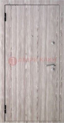 Утепленная светлая стальная дверь с МДФ ДМ-27 Кириши
