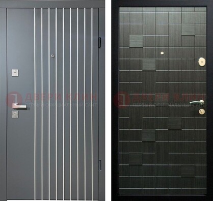 Серая металлическая дверь с черной МДФ с узором ДМ-298 Кириши