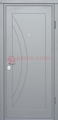 Белая железная дверь с МДФ ДМ-29 в квартиру Кириши