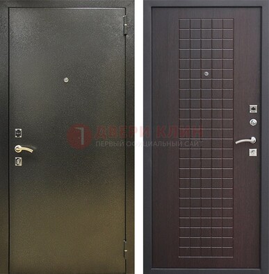 Темная железная дверь с порошковым напылением и терморазрывом МДФ Махагон ДП-286 Кириши