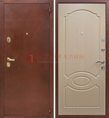 Коричневая металлическая дверь с порошковым окрасом ДП-76 Кириши