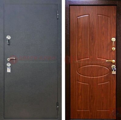 Коричневая металлическая дверь с порошковым напылением ДП-77 Кириши