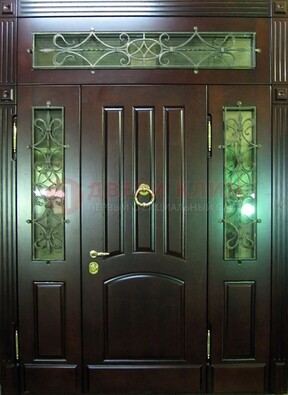Стальная парадная дверь со стеклом и ковкой ДПР-18 для деревянного дома Кириши
