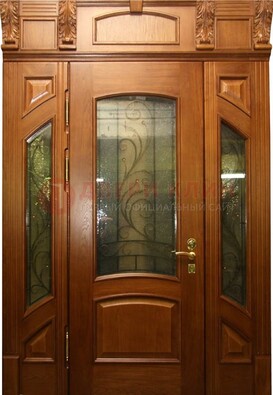 Парадная дверь со стеклянными вставками и ковкой ДПР-36 для дома Кириши