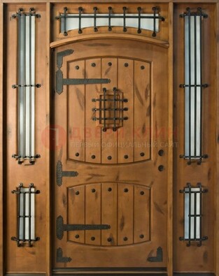 Железная парадная дверь с металлическими вставками ДПР-68 в коттедж Кириши
