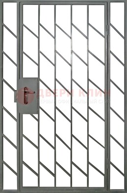 Металлическая решетчатая дверь с фрамугами ДР-48 Кириши
