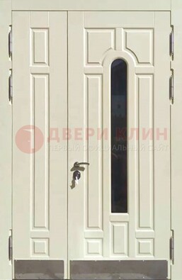 Белая двухстворчатая металлическая дверь со стеклом ДС-71 Кириши
