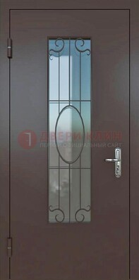 Коричневая наружная железная дверь со стеклом и ковкой ДСК-100 Кириши
