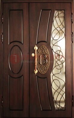Полуторная стальная дверь со стеклом и золотой ковкой ДСК-14 Кириши