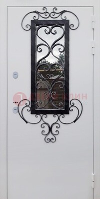 Белая уличная дверь Порошок со стеклом и ковкой ДСК-222 Кириши
