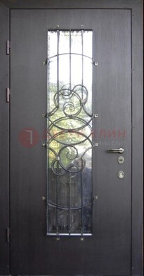 Остекленная стальная дверь с ковкой ДСК-26 в Саранске