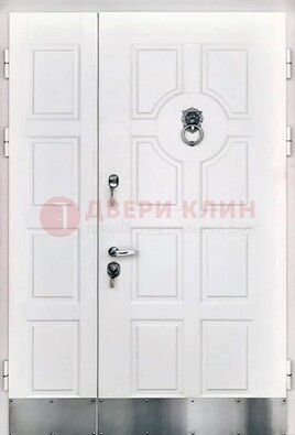 Белая входная дверь с виноритом ДВТ-246 Кириши